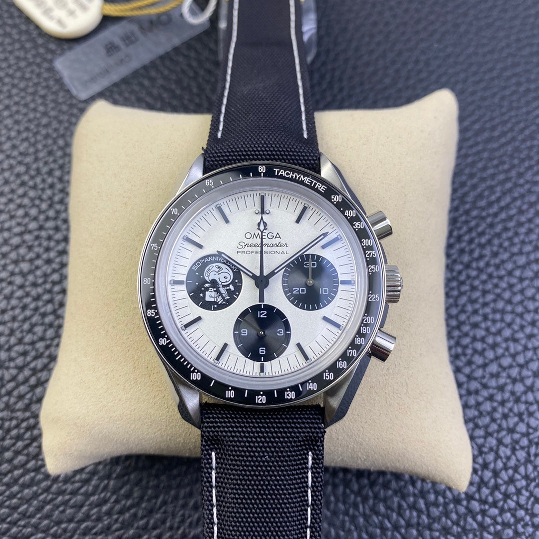 Black Ceramic - Black Rubber- Chronograph - Manual-winding - 42mm