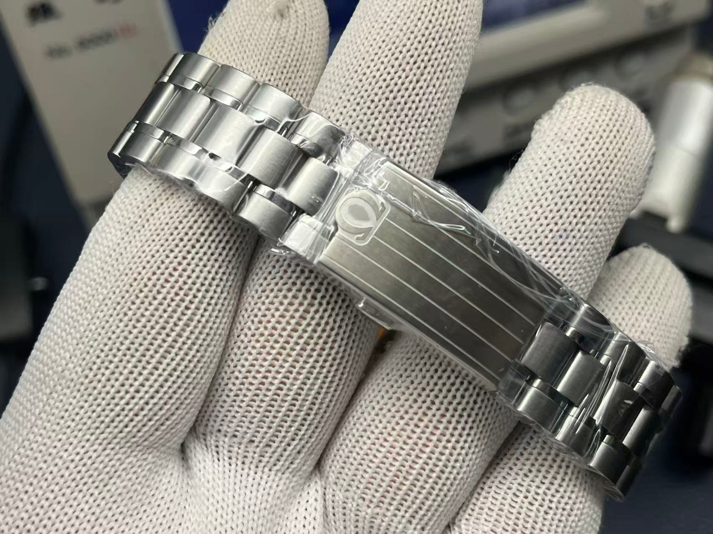 Chronograph-311.30.42.30.01.005-Black Steel - 90L Steel - Manual winding - 42mm