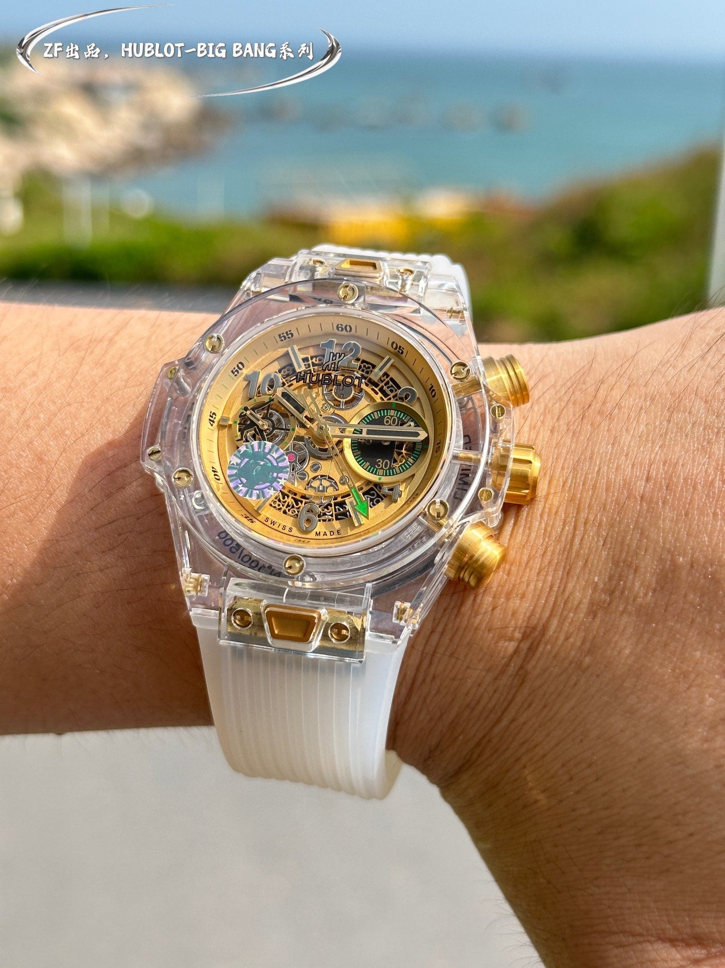 Chronograph -Sapphire glass - White Rubber - Automatic - 45mm