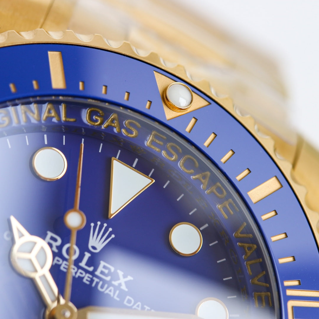 C-Factory -m136668- Blue -Yellow 904L Steel -Automatic- 44mm