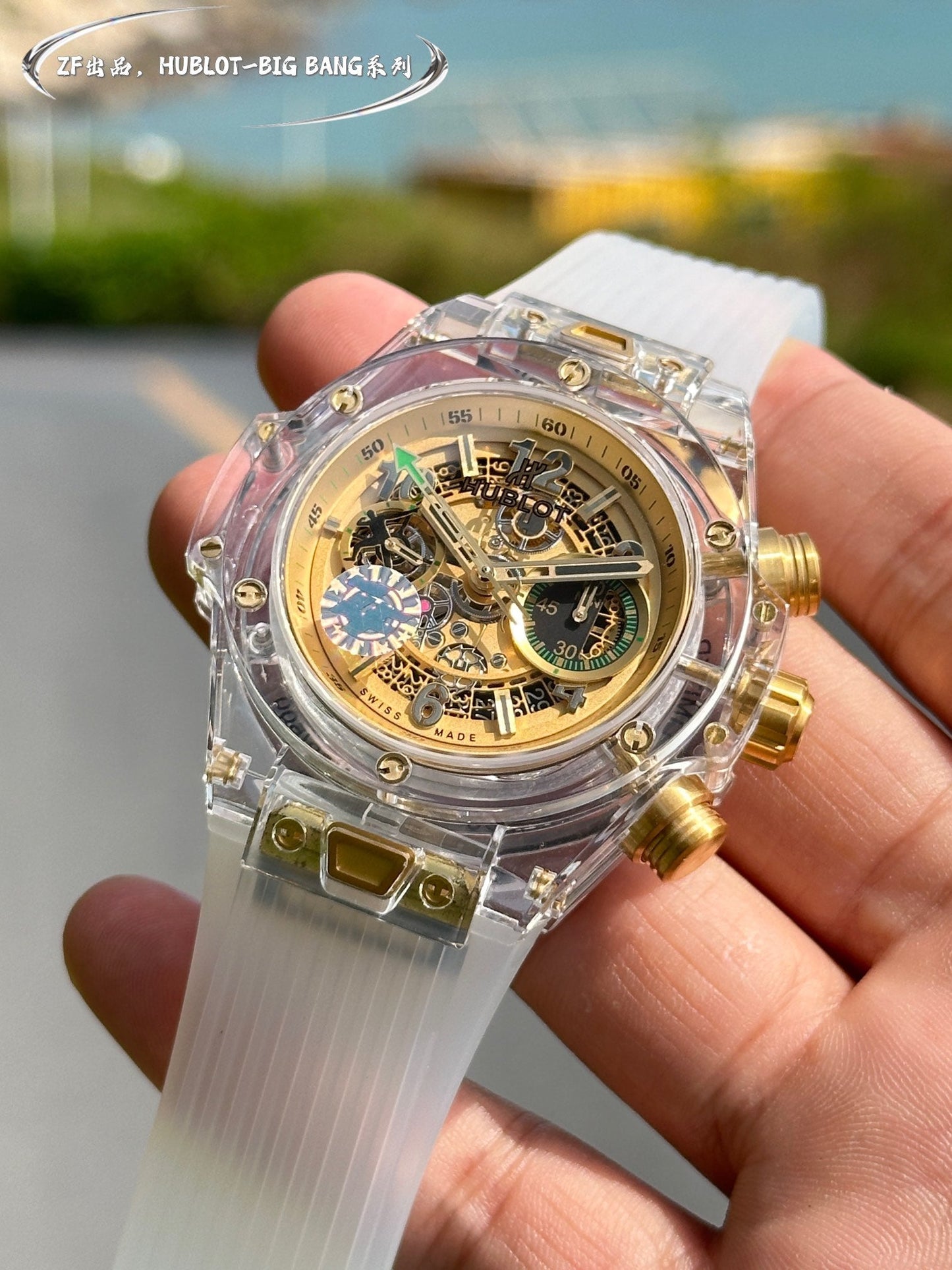 Chronograph -Sapphire glass - White Rubber - Automatic - 45mm