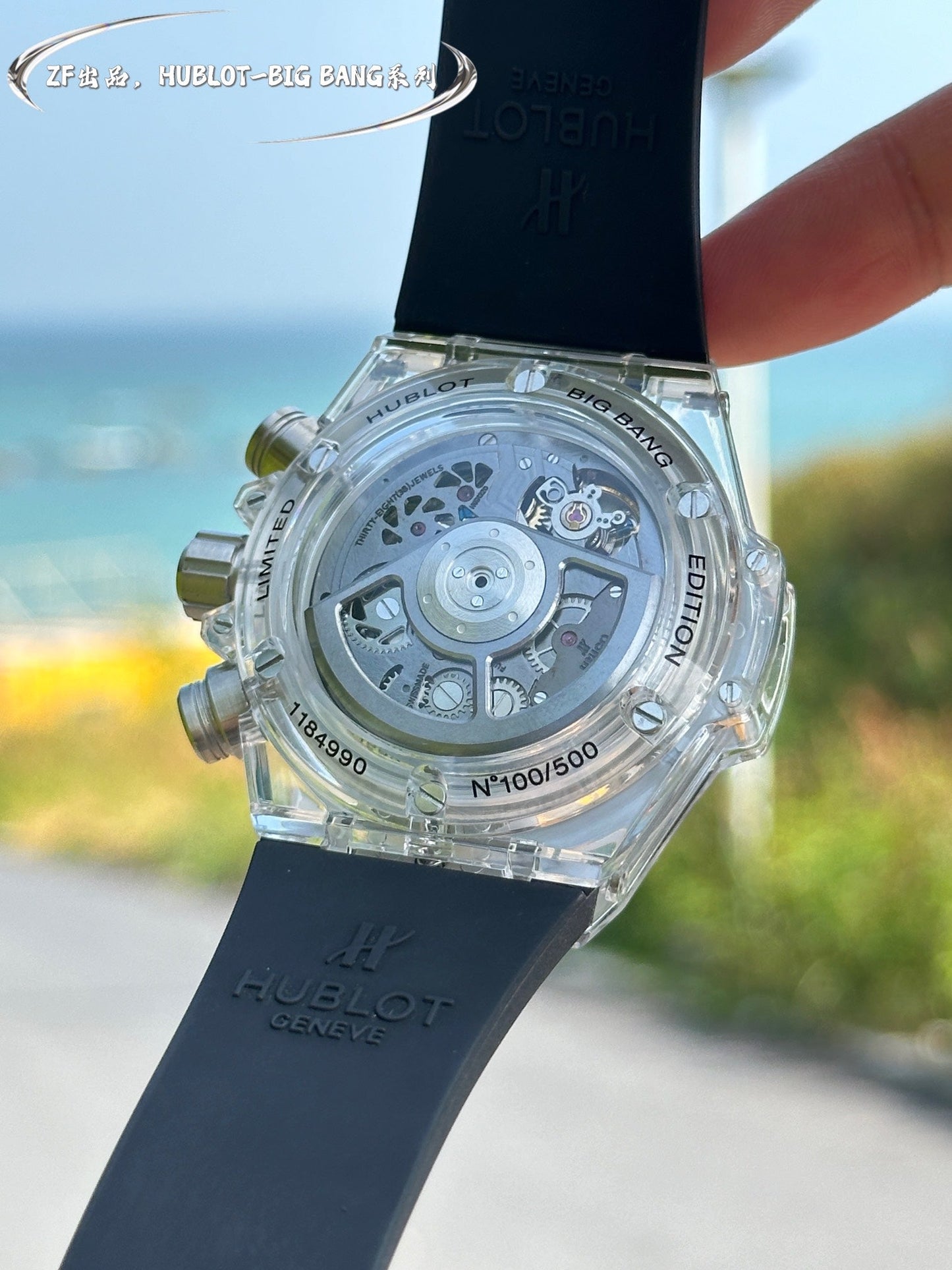Chronograph -Sapphire glass - Black Rubber - Automatic - 45mm