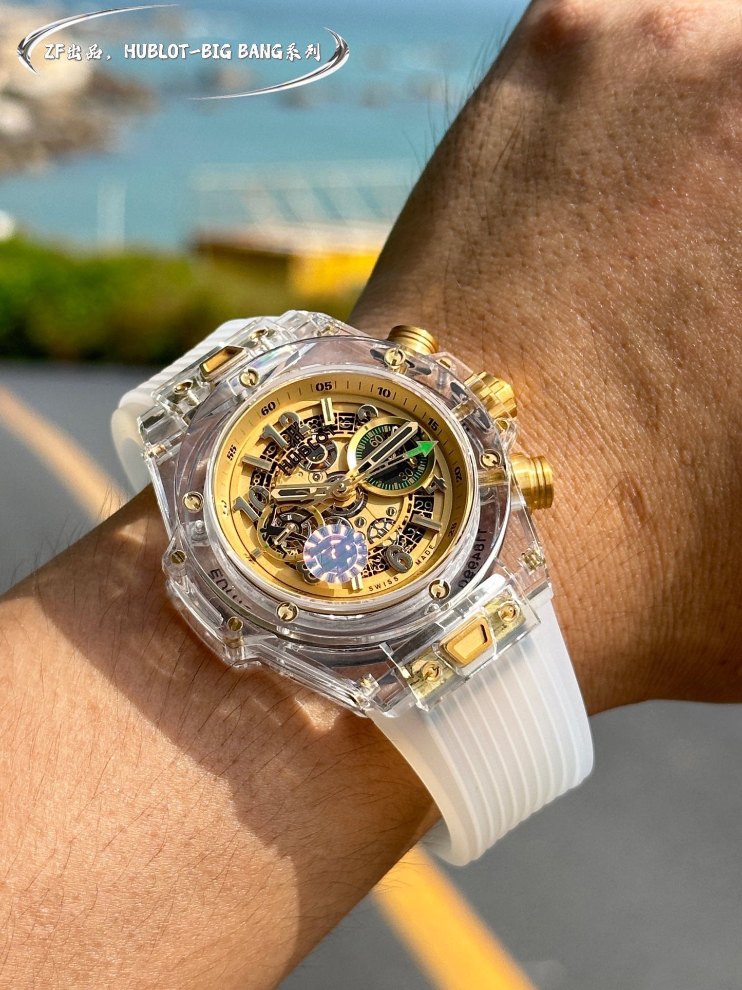 Chronograph -Sapphire glass - White Rubber - Automatic - 45mm