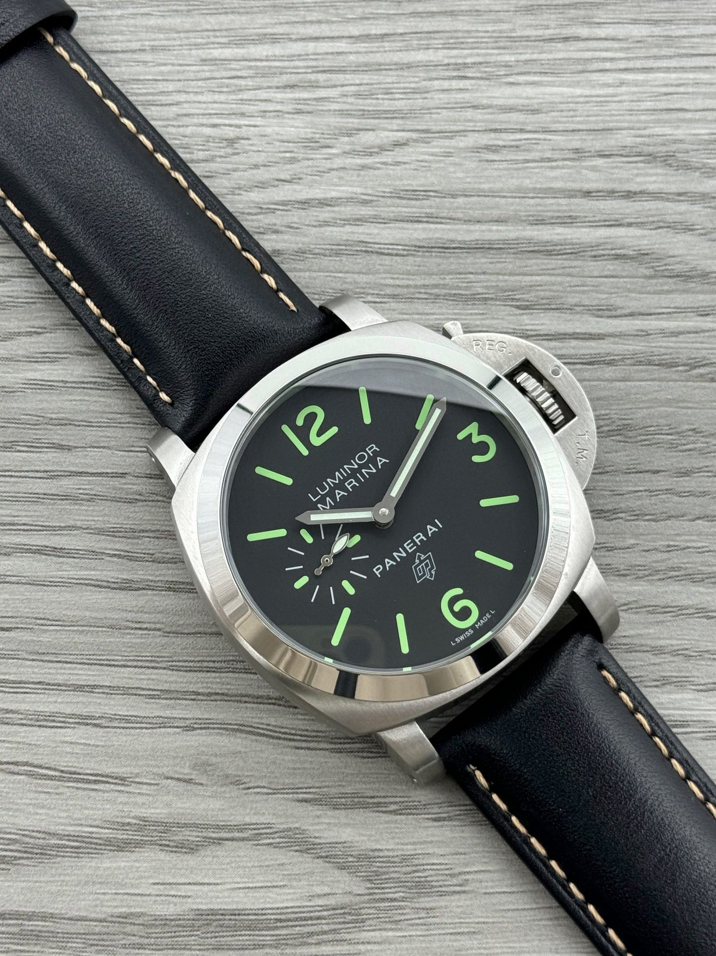 Black Silver - 904L Steel - Black Leather -Automatic - 44mm
