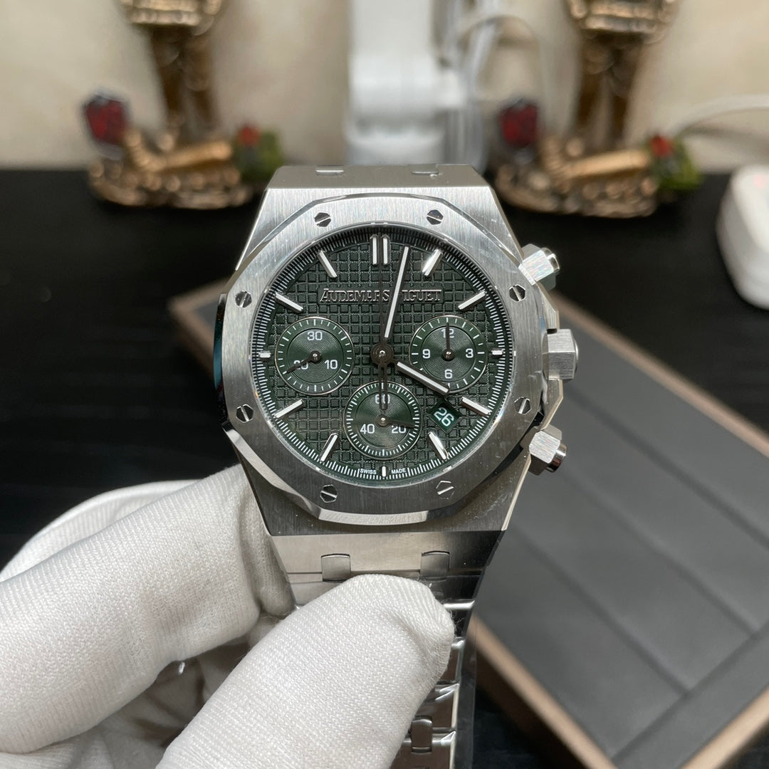 Chronograph - 26331 Dark Green - 904L Steel - Quartz- 41mm