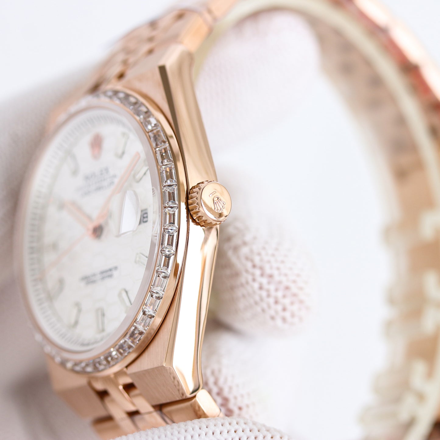 L-Dweller - 127336- White Rhinestones bezel - Yellow 904L Steel- Ultra-thin-Automatic - 40/36mm