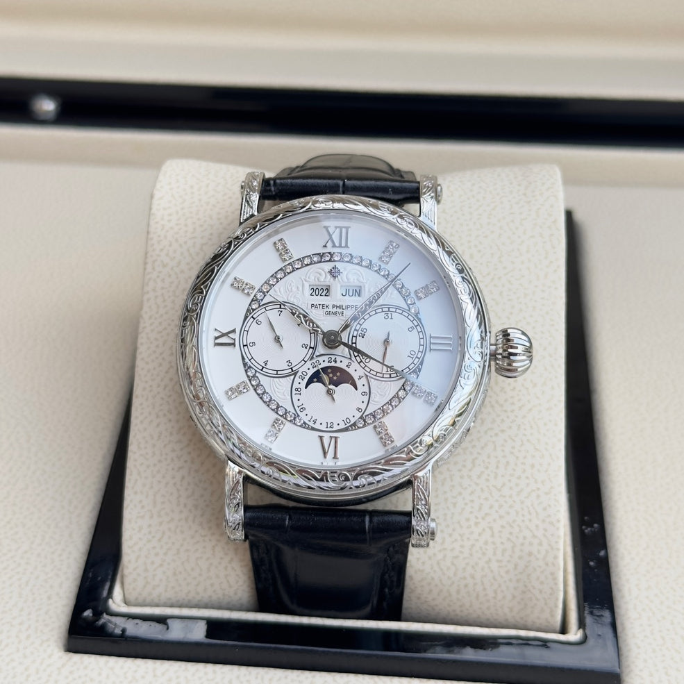 Classical -White Silver - Black Leather - Automatic - 42mm