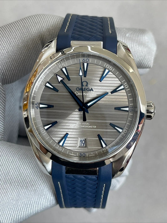 220.12.41.21.06.001- Grey -Blue Rubber- Automatic -41mm