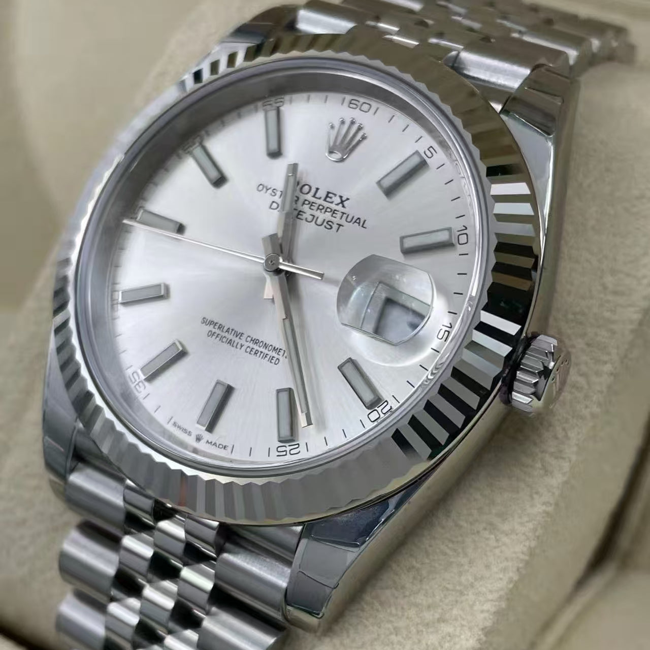 Classic Silver - White - 904L Steel - Automatic - 41mm