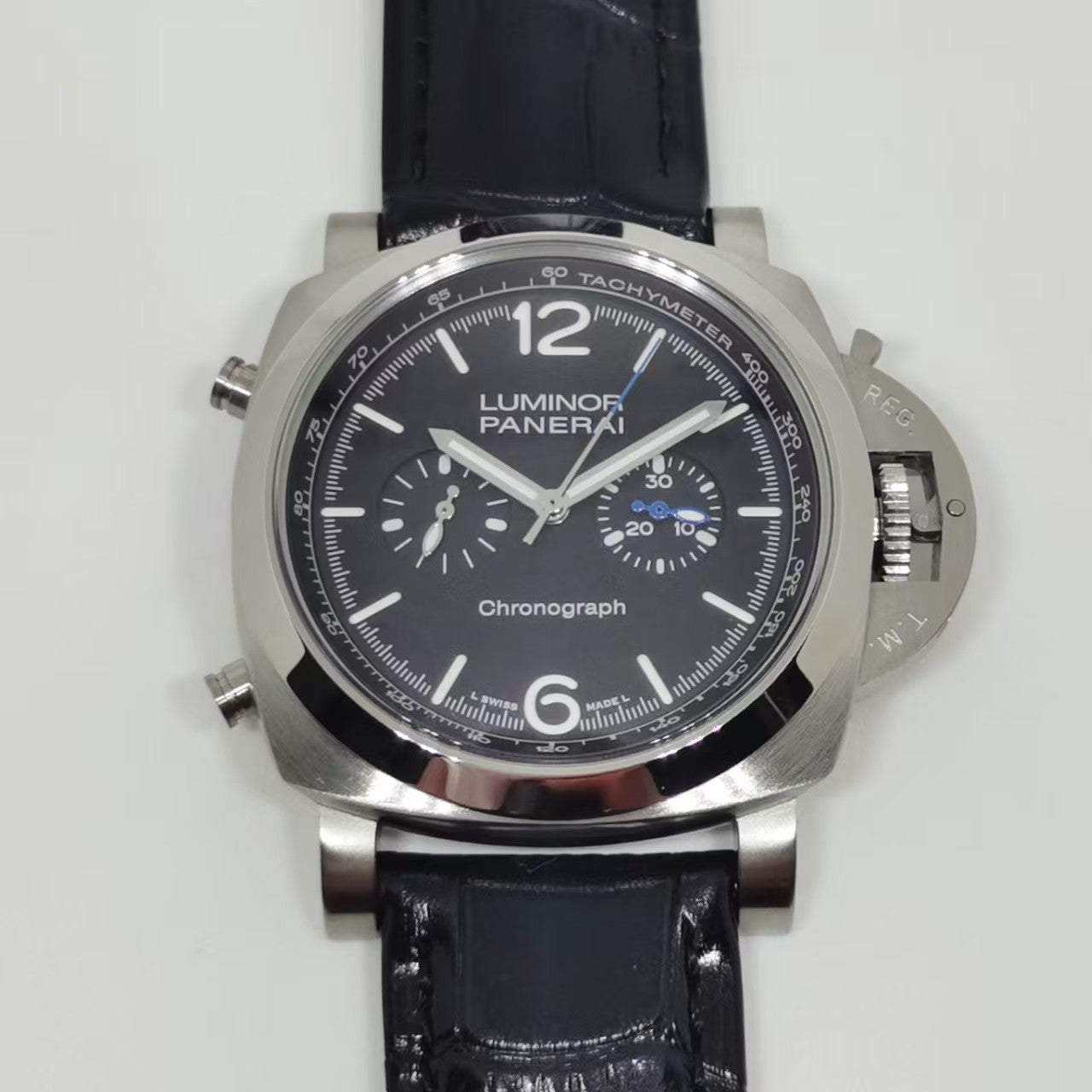 Black - Silver 904L Steel- Black Leather - Automatic - 44mm