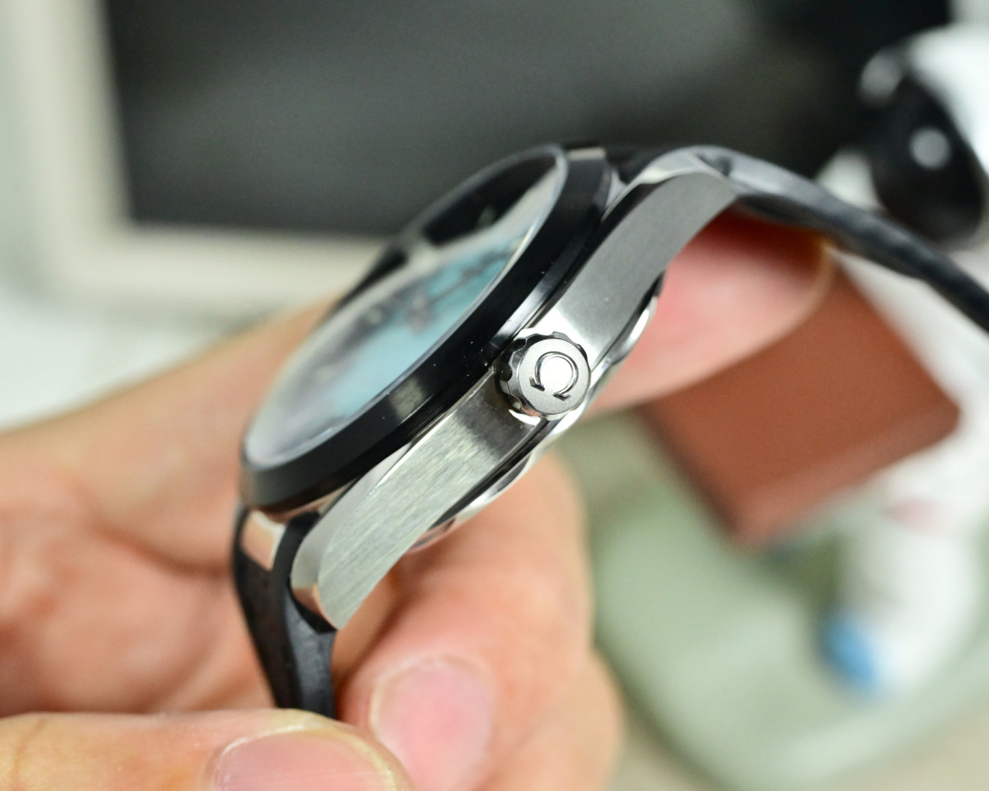 Top version -220.32.41.21.03.001- Ocean Green -Black Rubber - 8900 -Automatic - 41mm