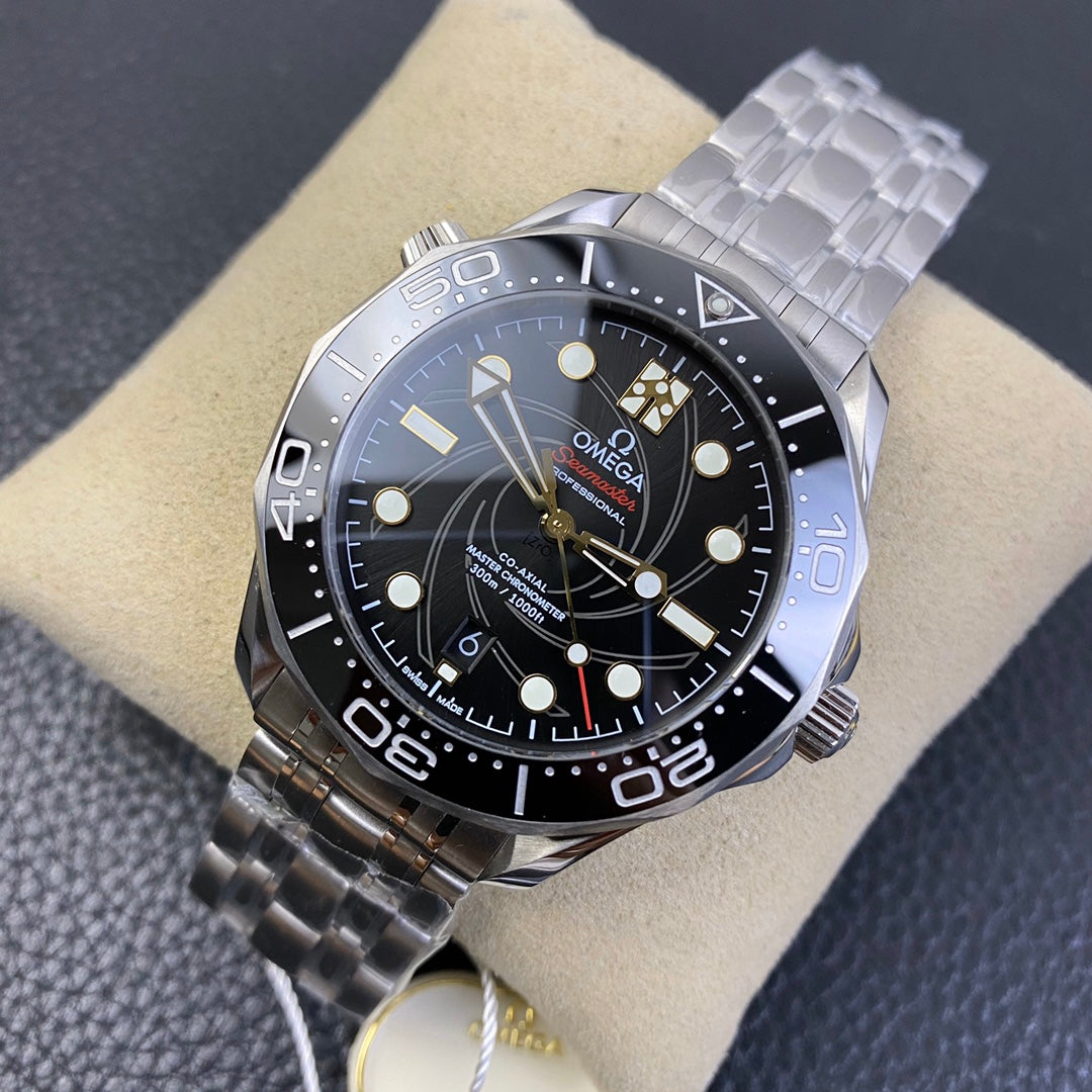 VS Version-210.22.42.20.01.004- Black Silver - 904L Steel - Automatic - 42mm
