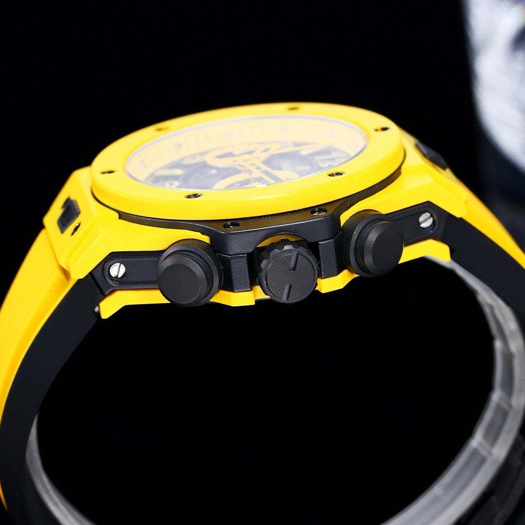 Chronograph -Yellow Carbon Fiber - Yellow Rubber - Quartz - 45mm