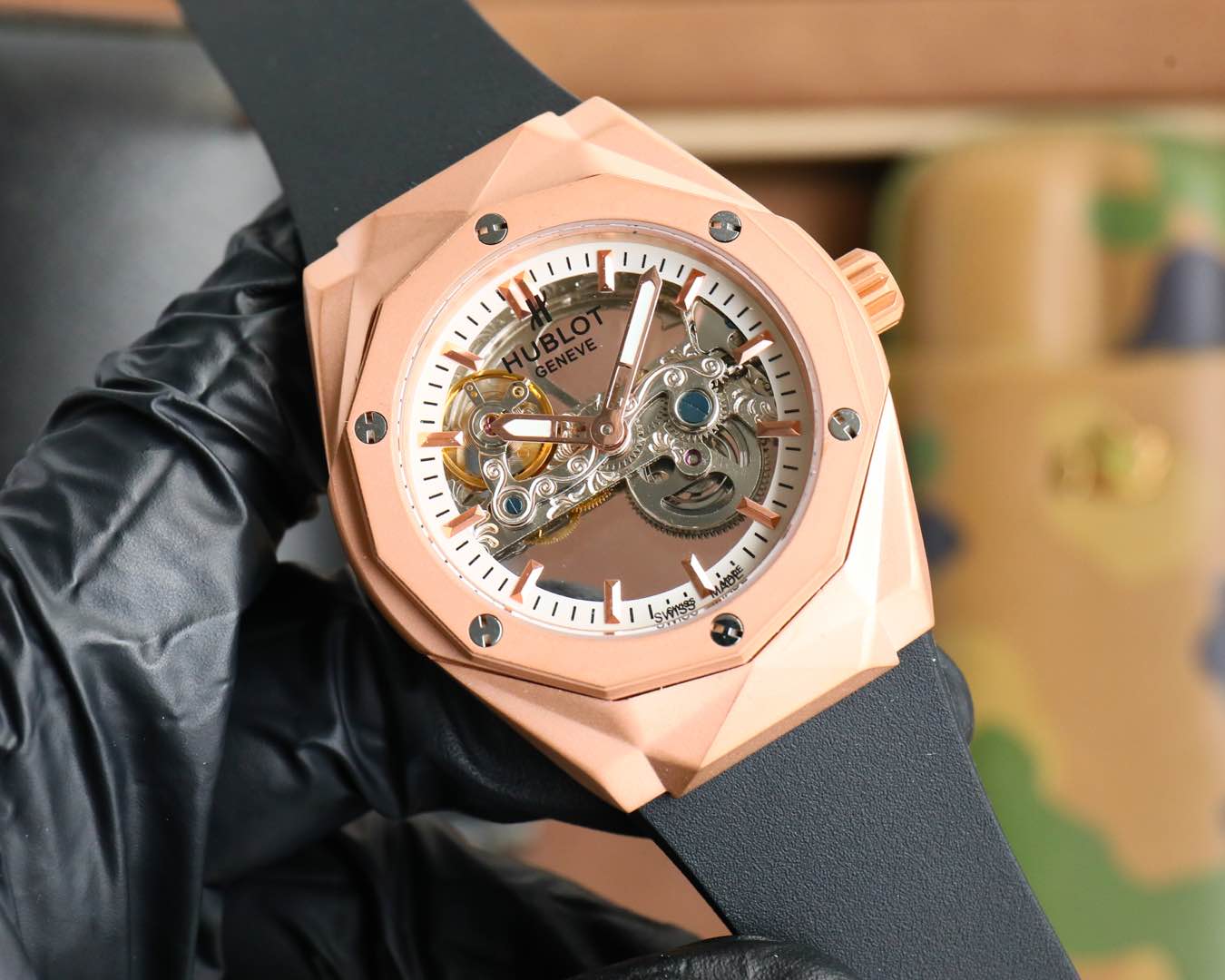 Rosegold Hollow - Black Rubber - Automatic - 45mm