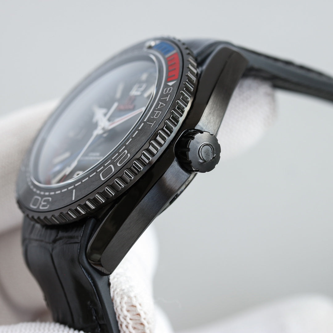 L Size Black Red Steel - Black Leather - Automatic - 45.5mm