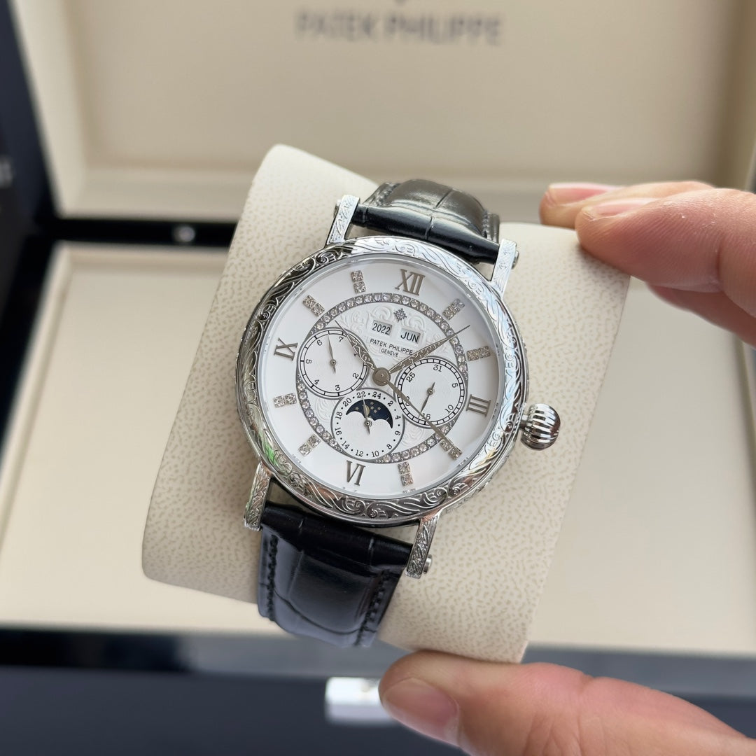 Classical -White Silver - Black Leather - Automatic - 42mm