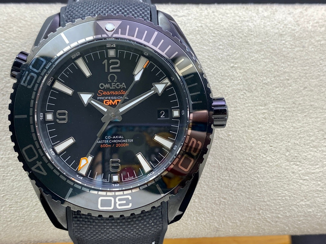 Black Steel - Black Rubber - Automatic - 43mm