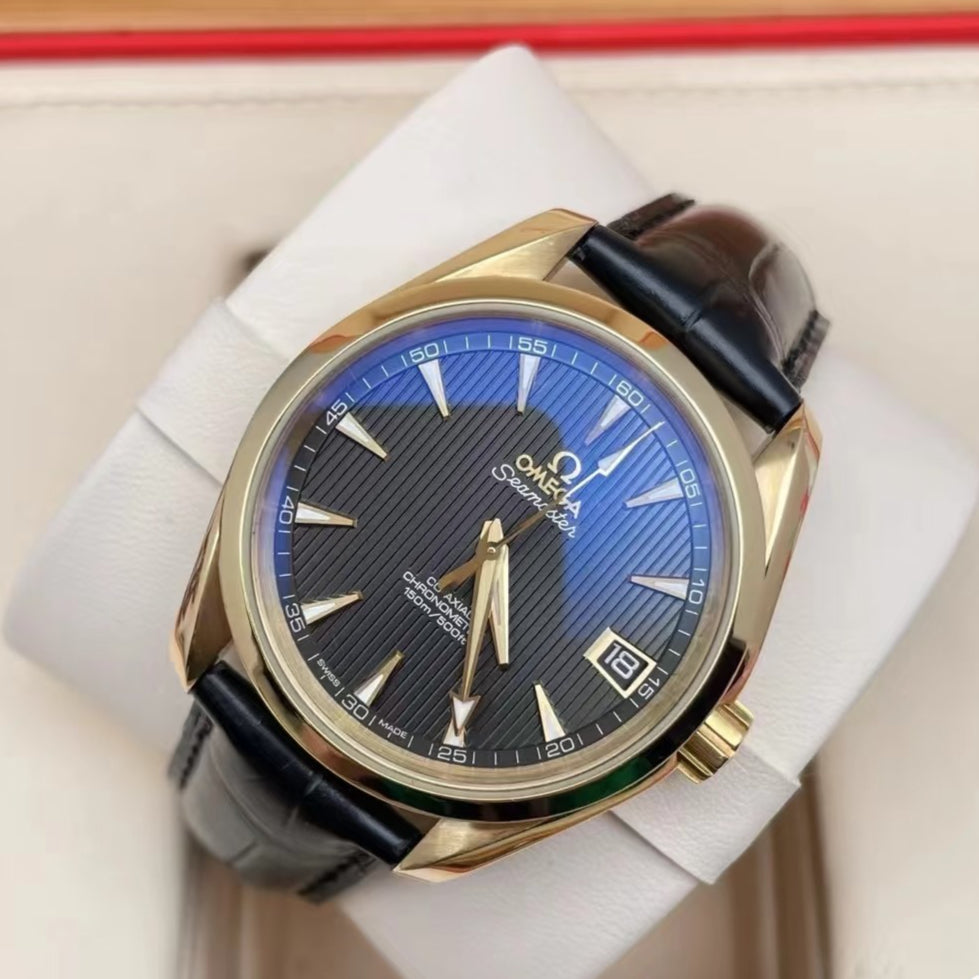 Top version -231.53.34.20.01.001 -Yellow Bezel -Black leather- Automatic - 41mm