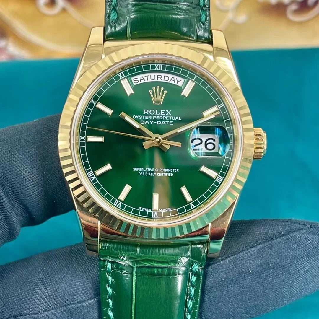 D-date- M118138- Green Yellow gold - Green Leather- Automatic - 40mm