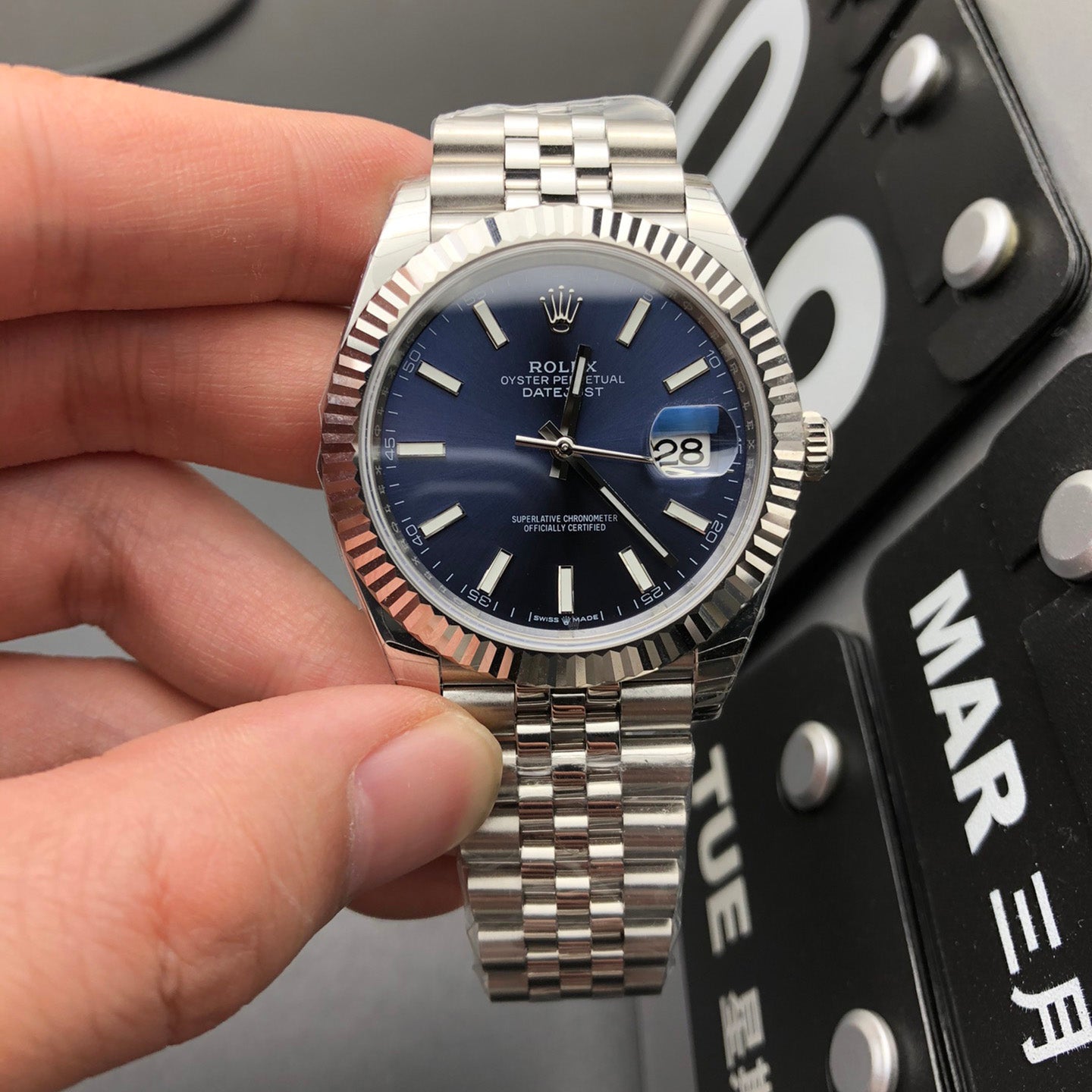 Date - Steel 904L - Blue- Automatic-41mm