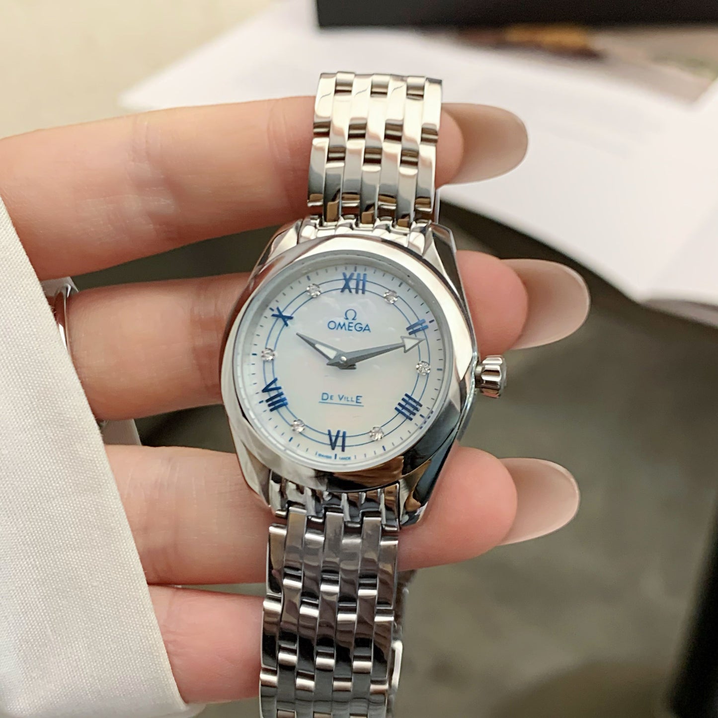 LADY - Two hands -White - Silver 904L Steel - Quartz - 28mm