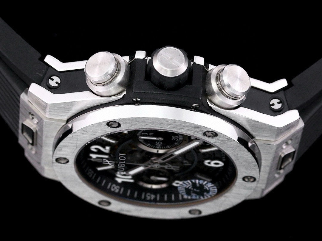 Chronograph - Black White - Black Rubber - Automatic - 42mm