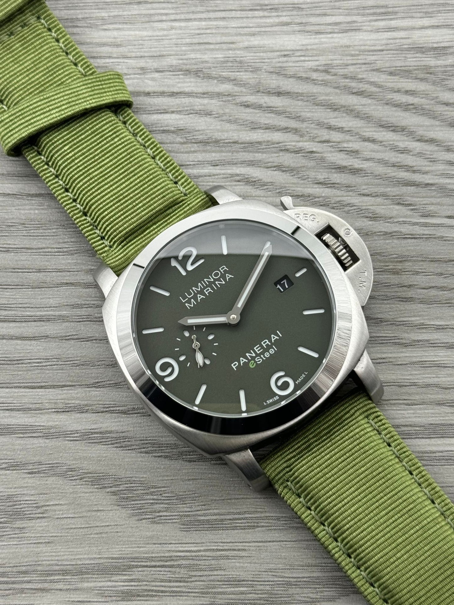 Black Silver - 904L Steel - Green Rubber -Automatic - 44mm