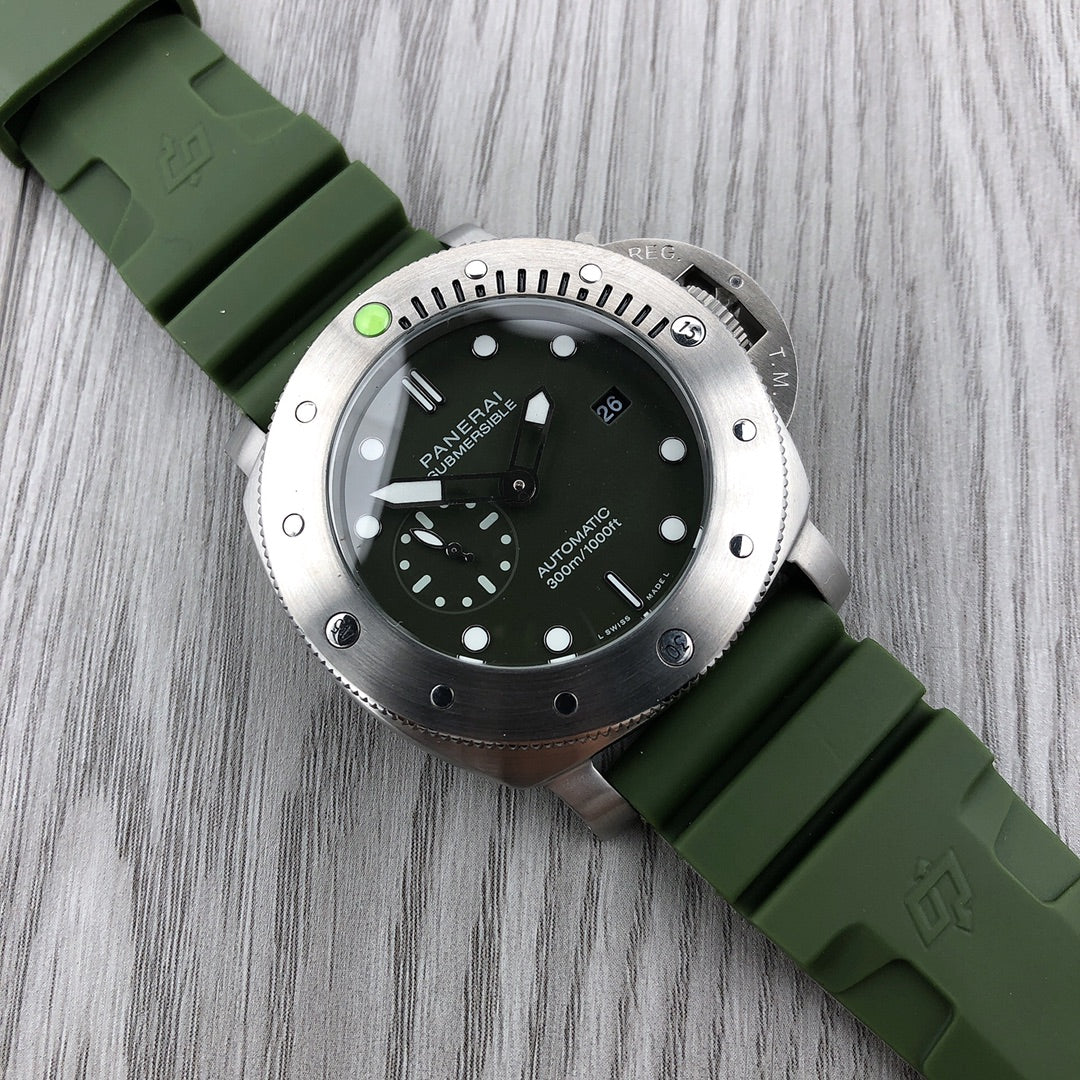 Black - Silver 904L Steel - Green Rubber -Automatic - 47mm