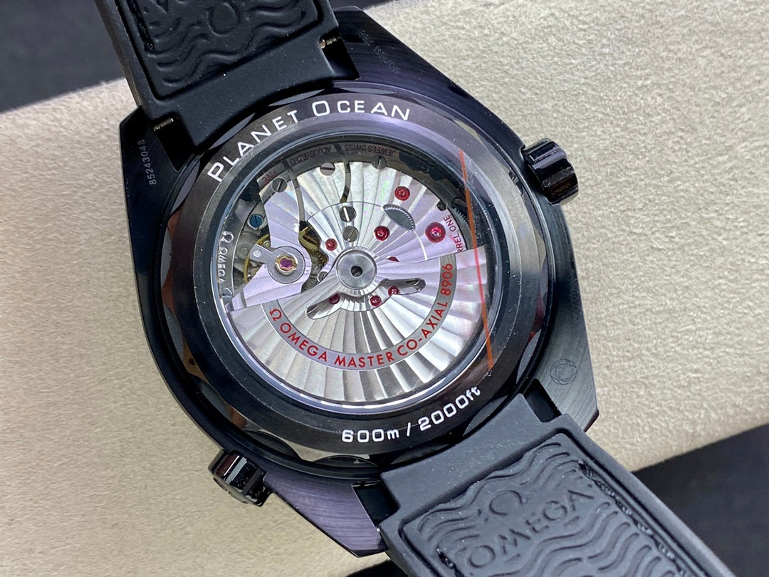 Black Steel - Black Rubber - Automatic - 43mm