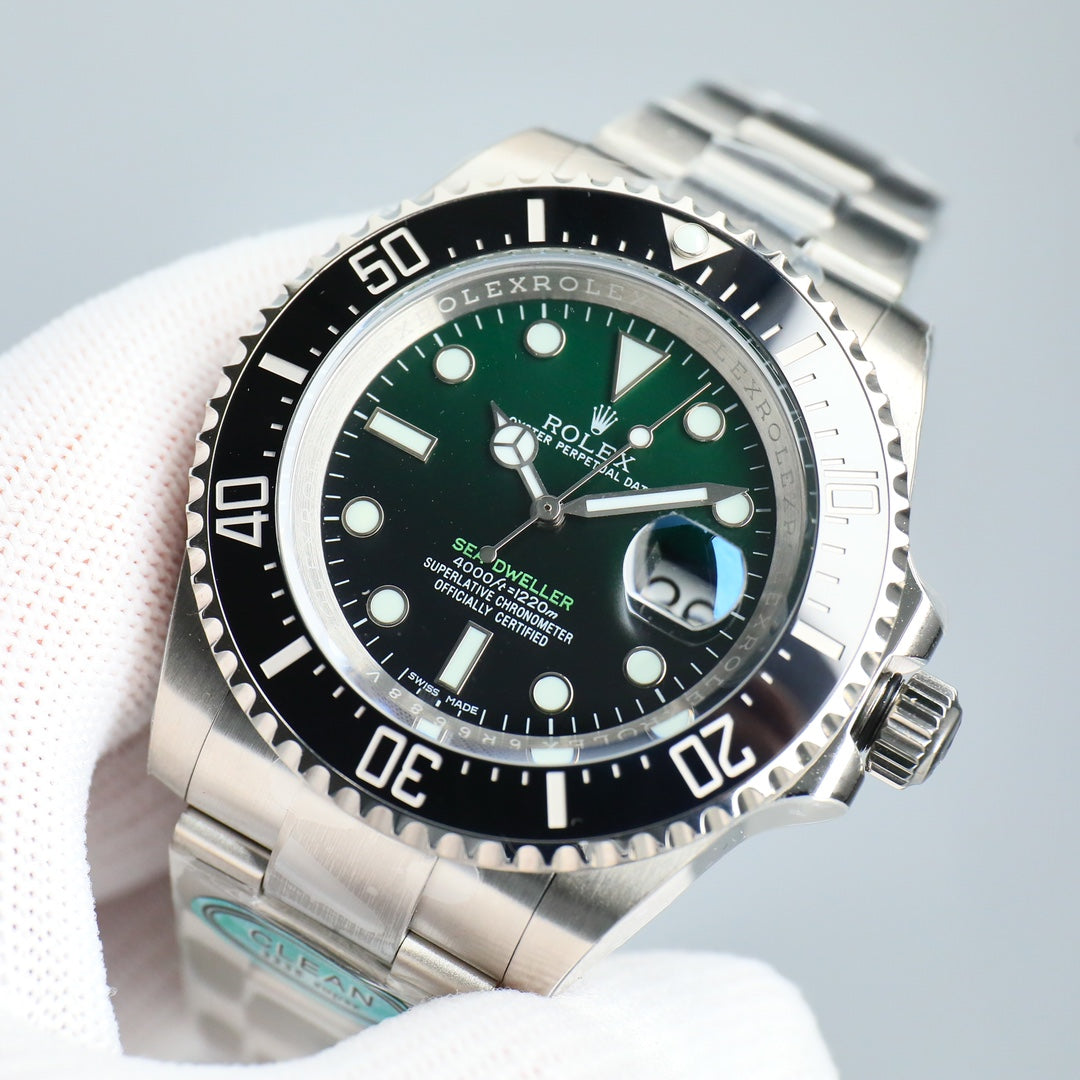 L Size - Black Green -Silver 904L Steel -Automatic- 43mm