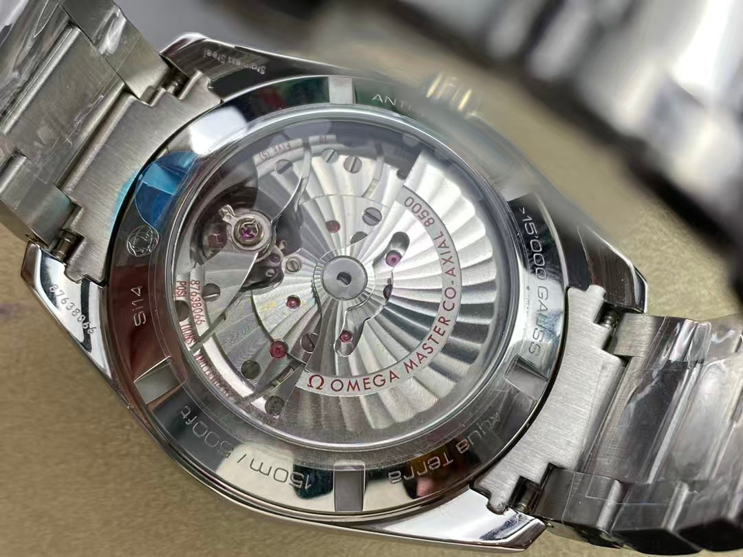 Top version - 231.10.39.21.03.002- Blue Silver -904L Steel - 8500 -Automatic - 41mm