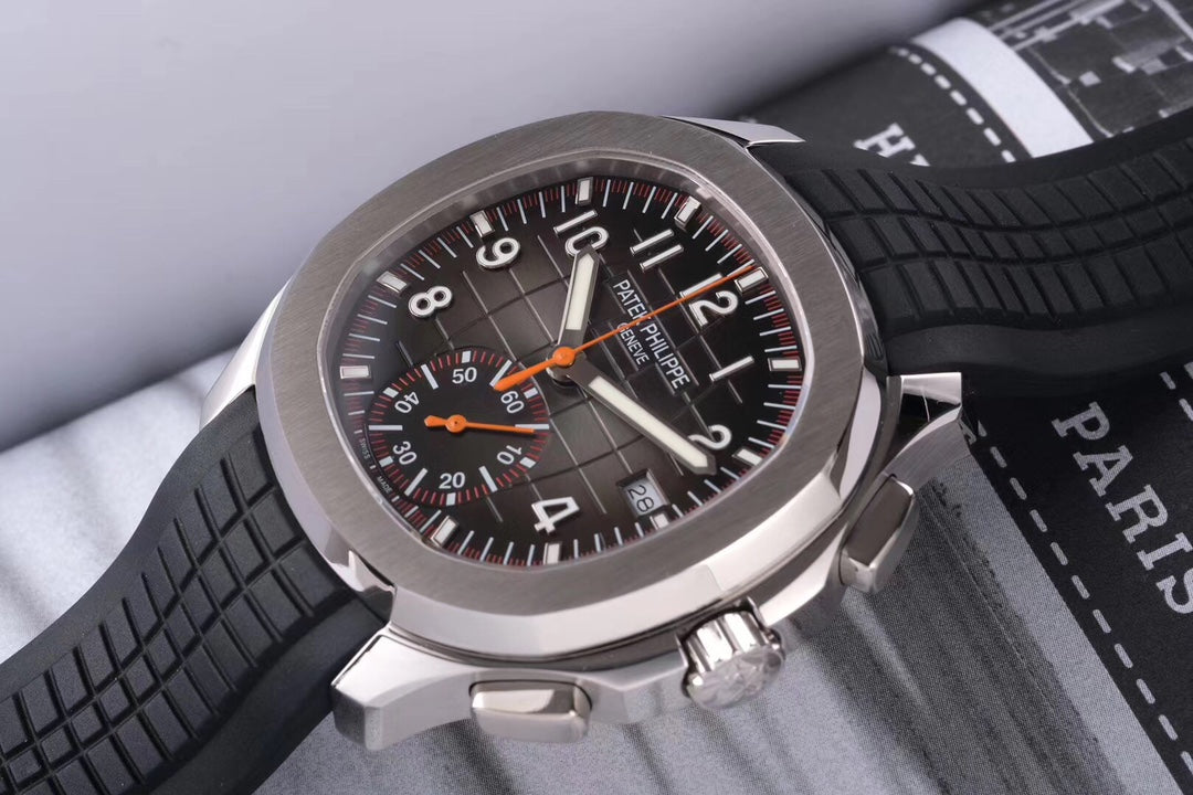 Chronograph - Brown - Black Rubber - Automatic - 42mm