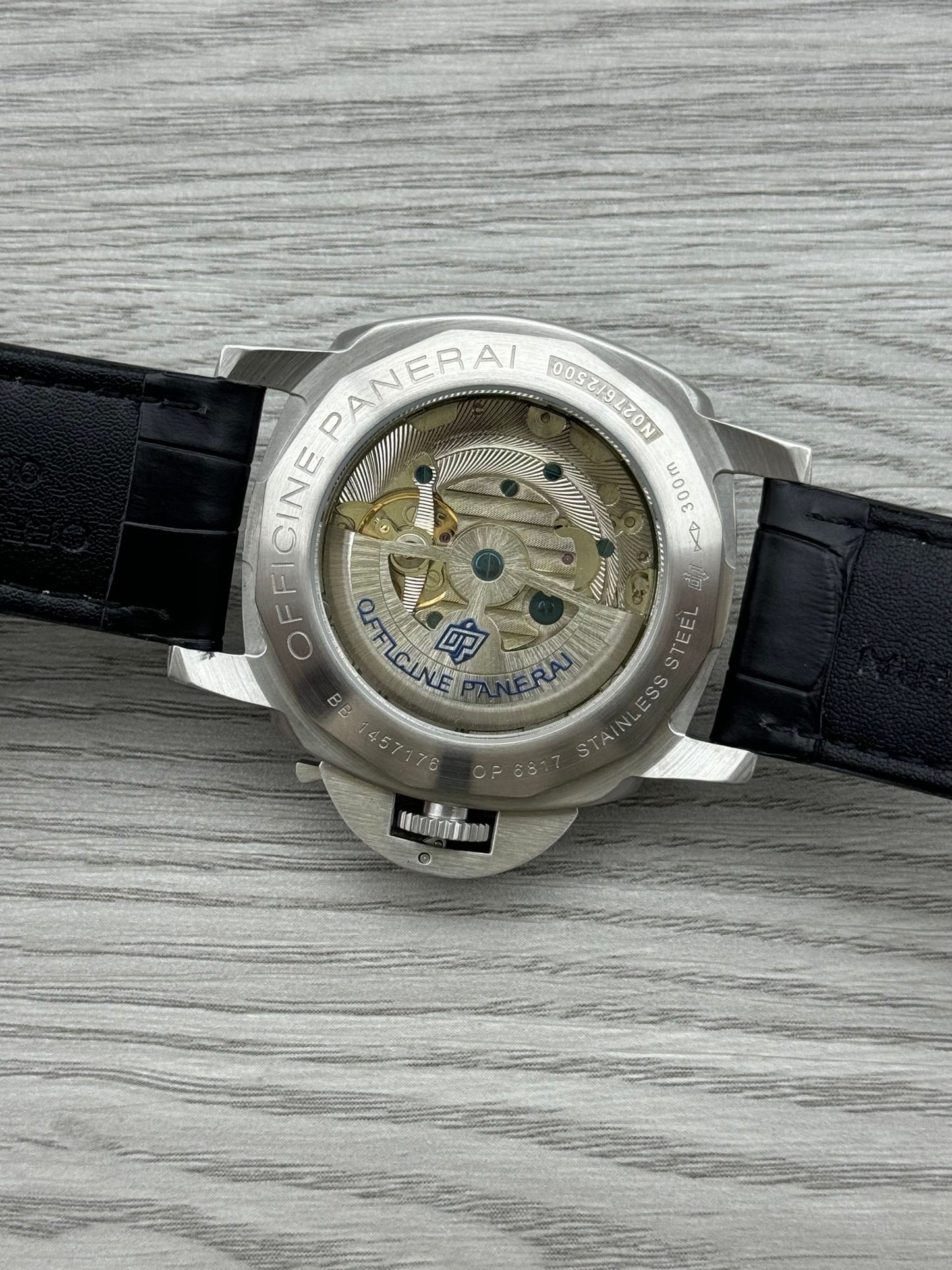 White - 904L Steel - Black Leather -Automatic - 44mm