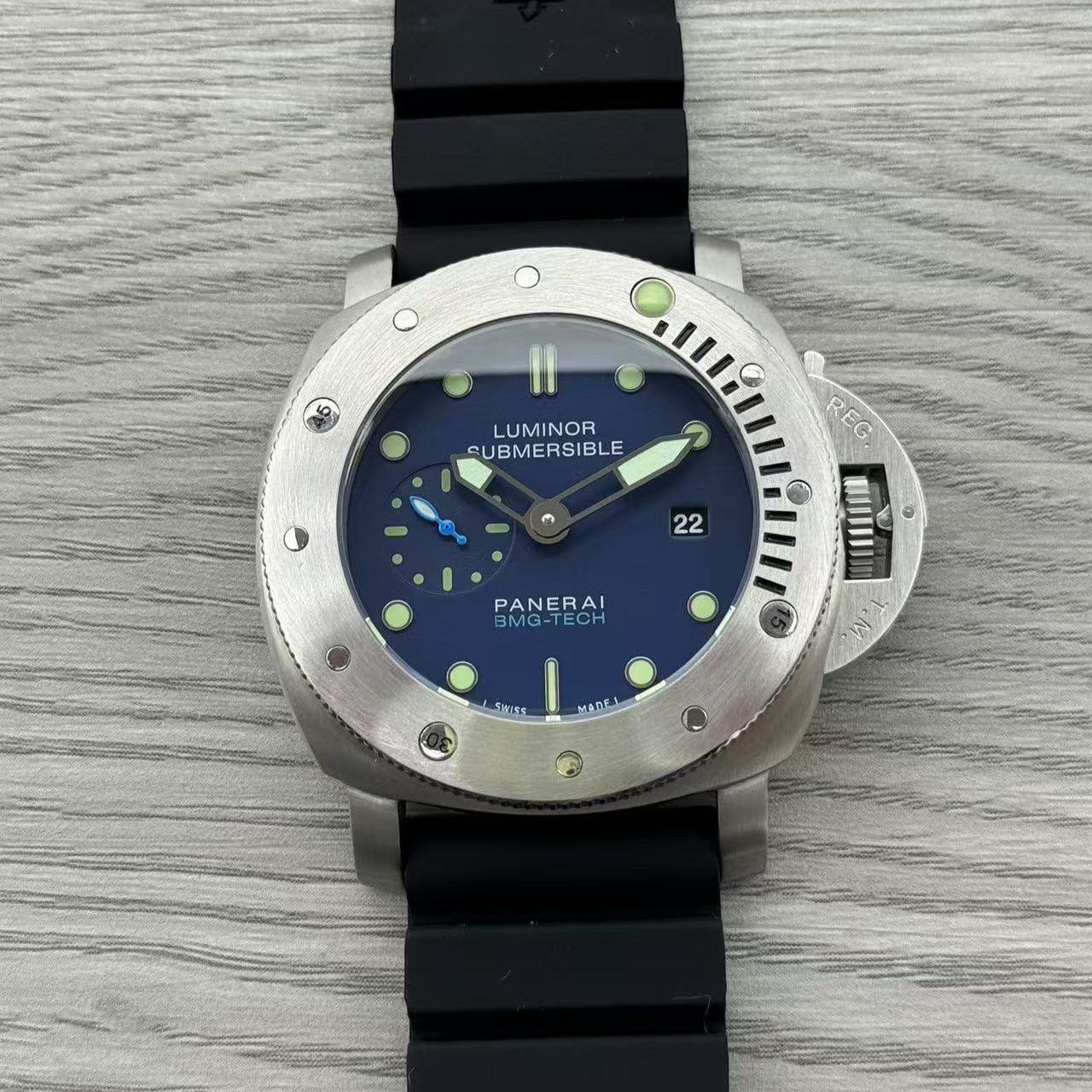 Blue Silver - 904L Steel - Black Rubber -Automatic - 47mm