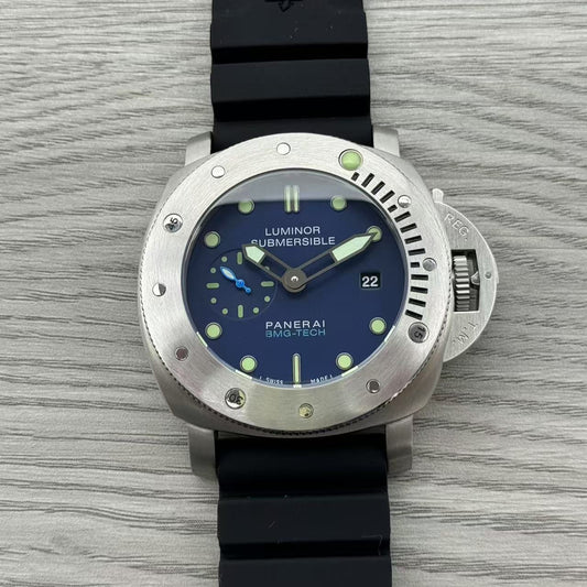 Blue Silver - 904L Steel - Black Rubber -Automatic - 47mm