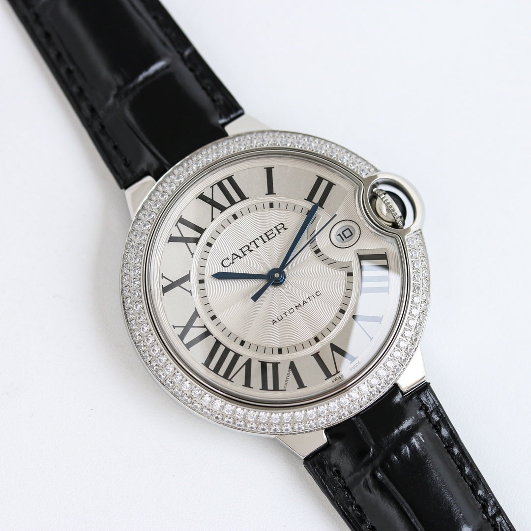 Luxury Diamond Bezel- White Silver- Black Leather - Automatic - 36/42mm
