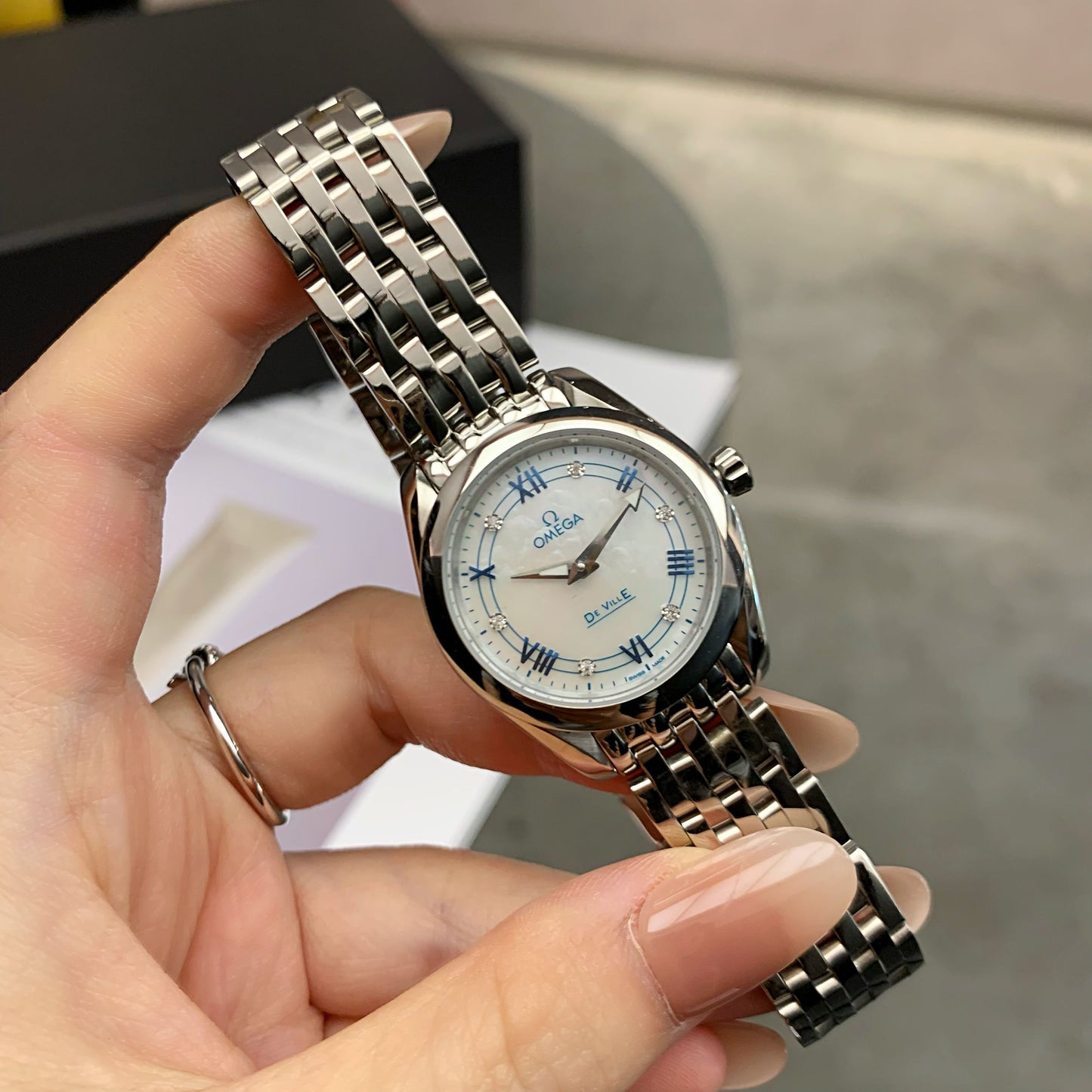 LADY - Two hands -White - Silver 904L Steel - Quartz - 28mm