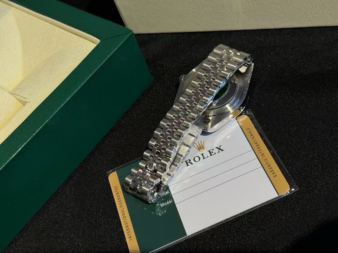 Black Dial- 904L Steel- Automatic - 41mm