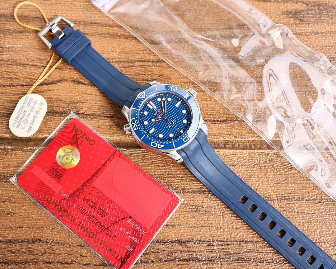 Blue Steel - Blue Rubber - Automatic - 42mm